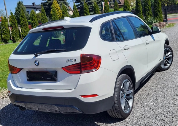 BMW X1 cena 47900 przebieg: 235000, rok produkcji 2014 z Lubartów małe 211